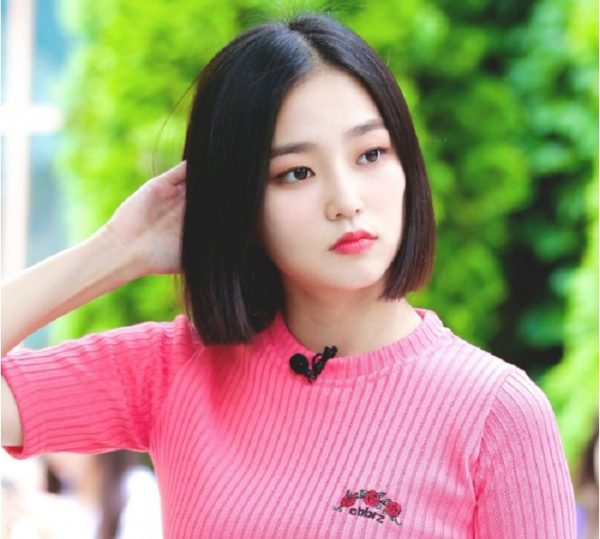 Thèm tóc ngắn mà sợ mặt dài không hợp, thử kiểu này xem đảm bảo chị em đều  xinh, trẻ hơn gấp bội
